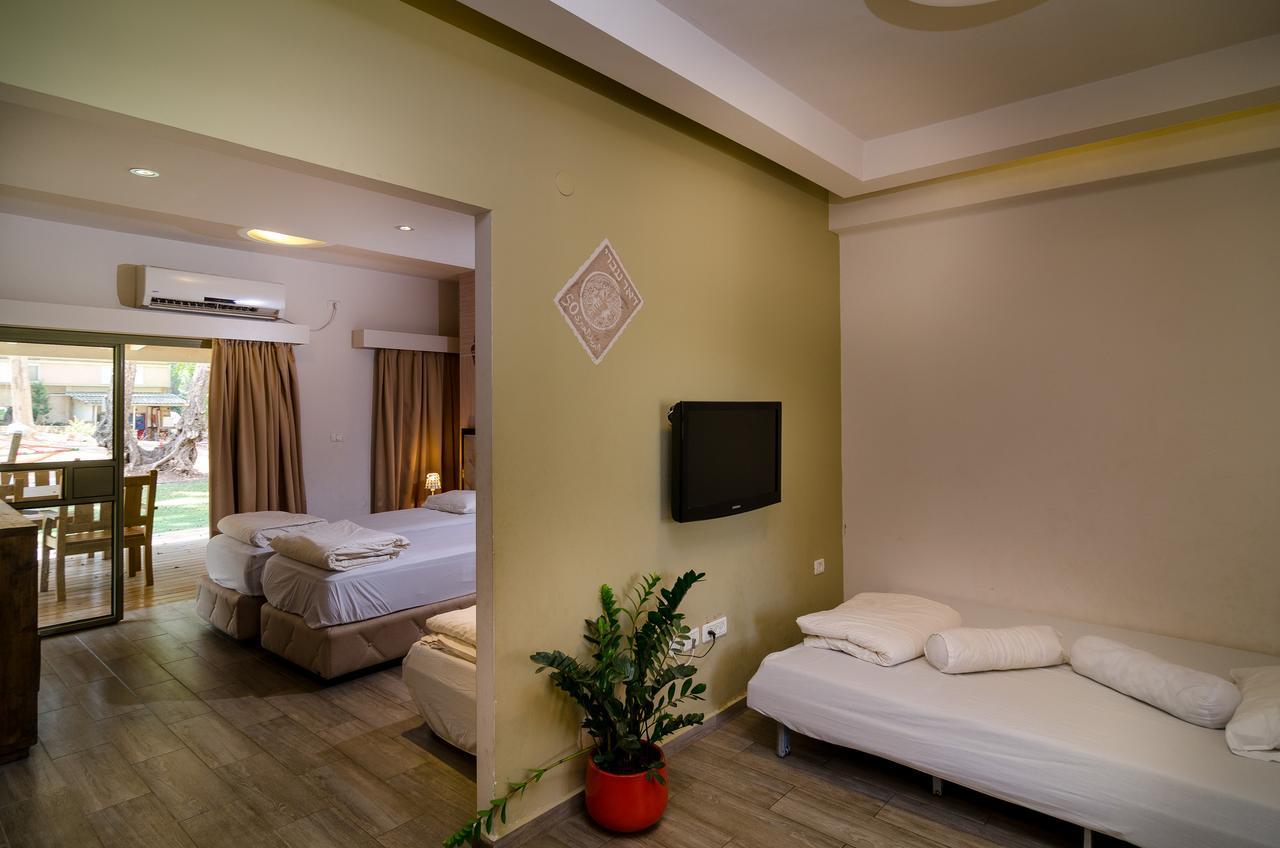 Bait Alfa Kibbutz Country Lodging Bet Alfa Exterior foto