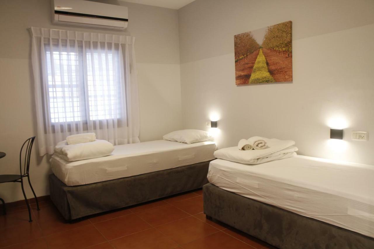 Bait Alfa Kibbutz Country Lodging Bet Alfa Exterior foto